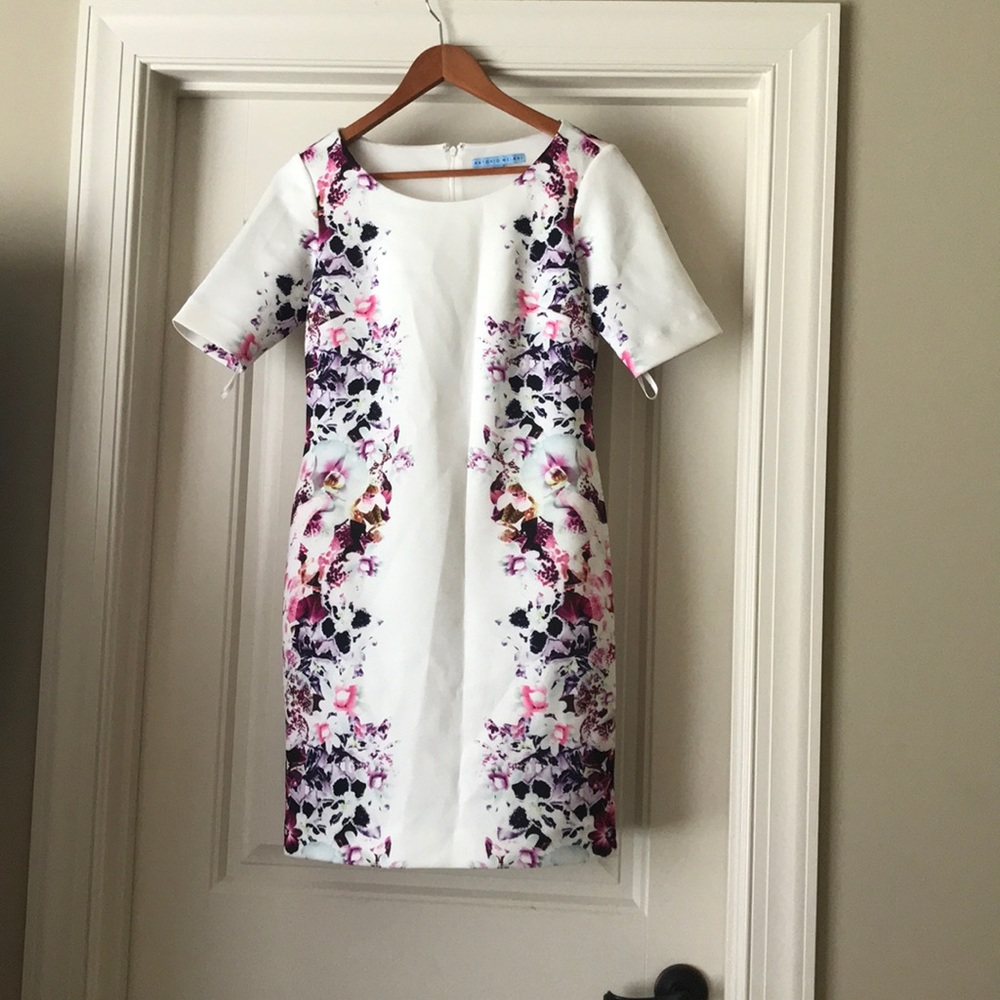 Size 4 Antonio Melani